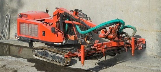 Sandvik DQ550 Dimensional stone drill rig